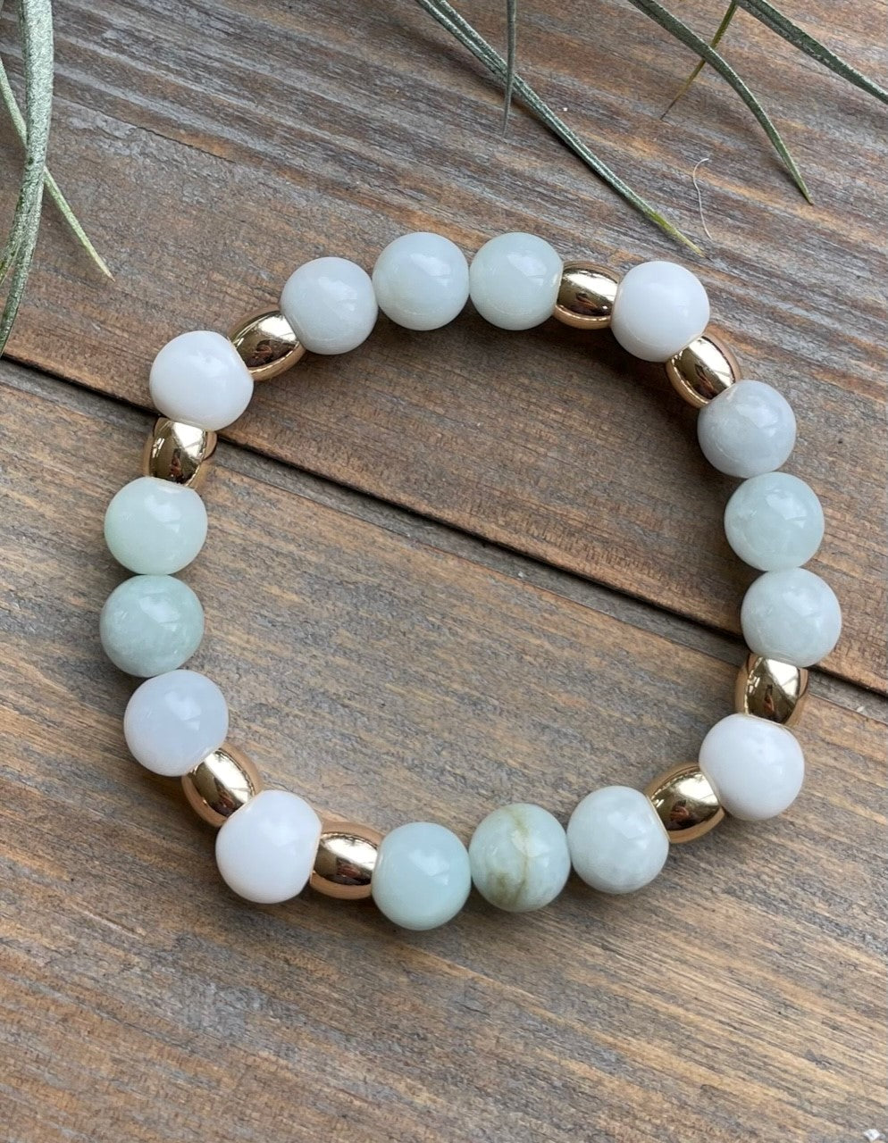 Burmese Jade and Shell 8mm Bead Bracelet